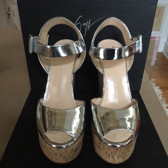 BRAND NEW!!! Giuseppe Zanotti - Roz 90 Sandal US 5 | IT 35 (NIB) - Picture 3 of 6
